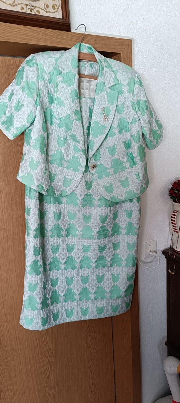 Vestiti: NEUE 2 Tlg KLEID  48. – Nuovo (secondo la descrizione) da Burgdorf venduto da may52