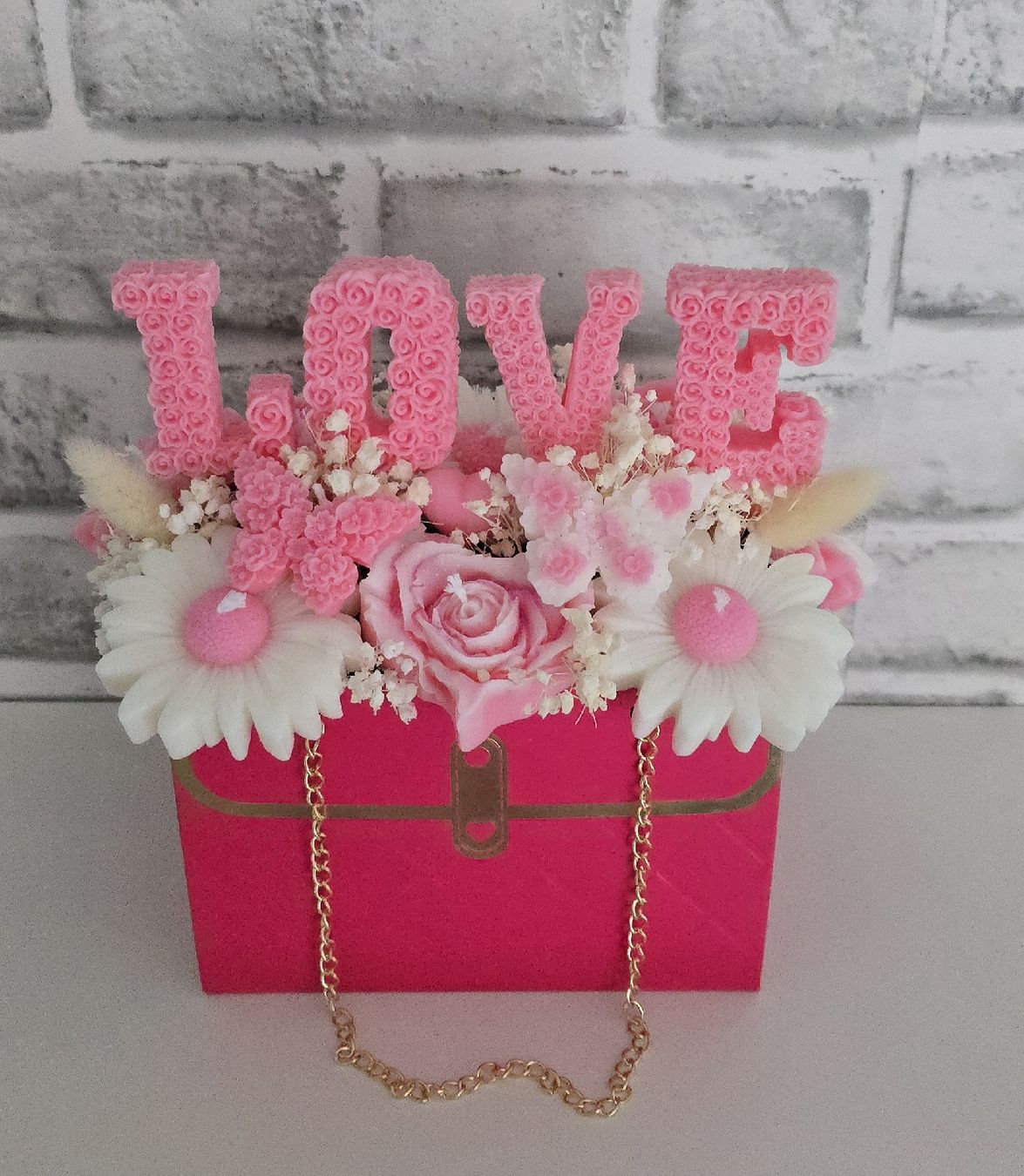 Kerzen: Romantisches Blumenstrauss aus kerze "LOVE" – Neu und originalverpackt aus Luzern von Kethi_kris1705