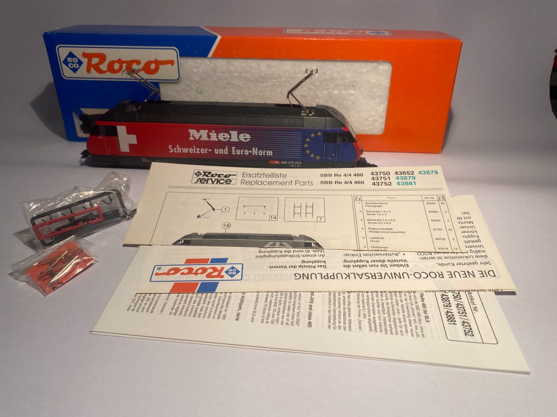 Roco Modellini di ferrovie: ROCO E-Lok SBB RE460 MIELE, DC Analog – Usato da Buchrain venduto da Modellbahn11