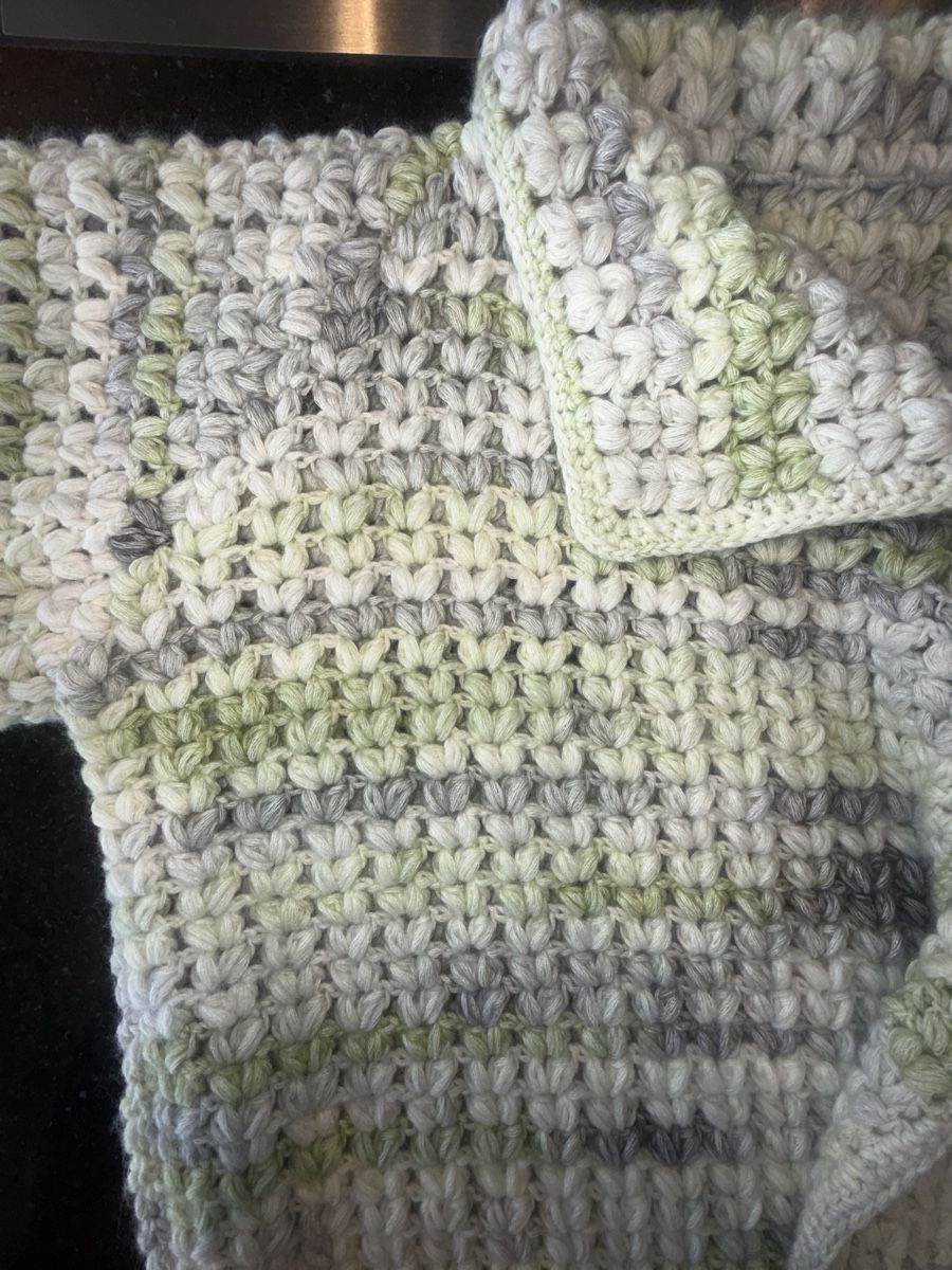 Giacche: Warme gehäkelte Strickjacke – Nuovo (secondo la descrizione) da Adligenswil venduto da Esthee 4