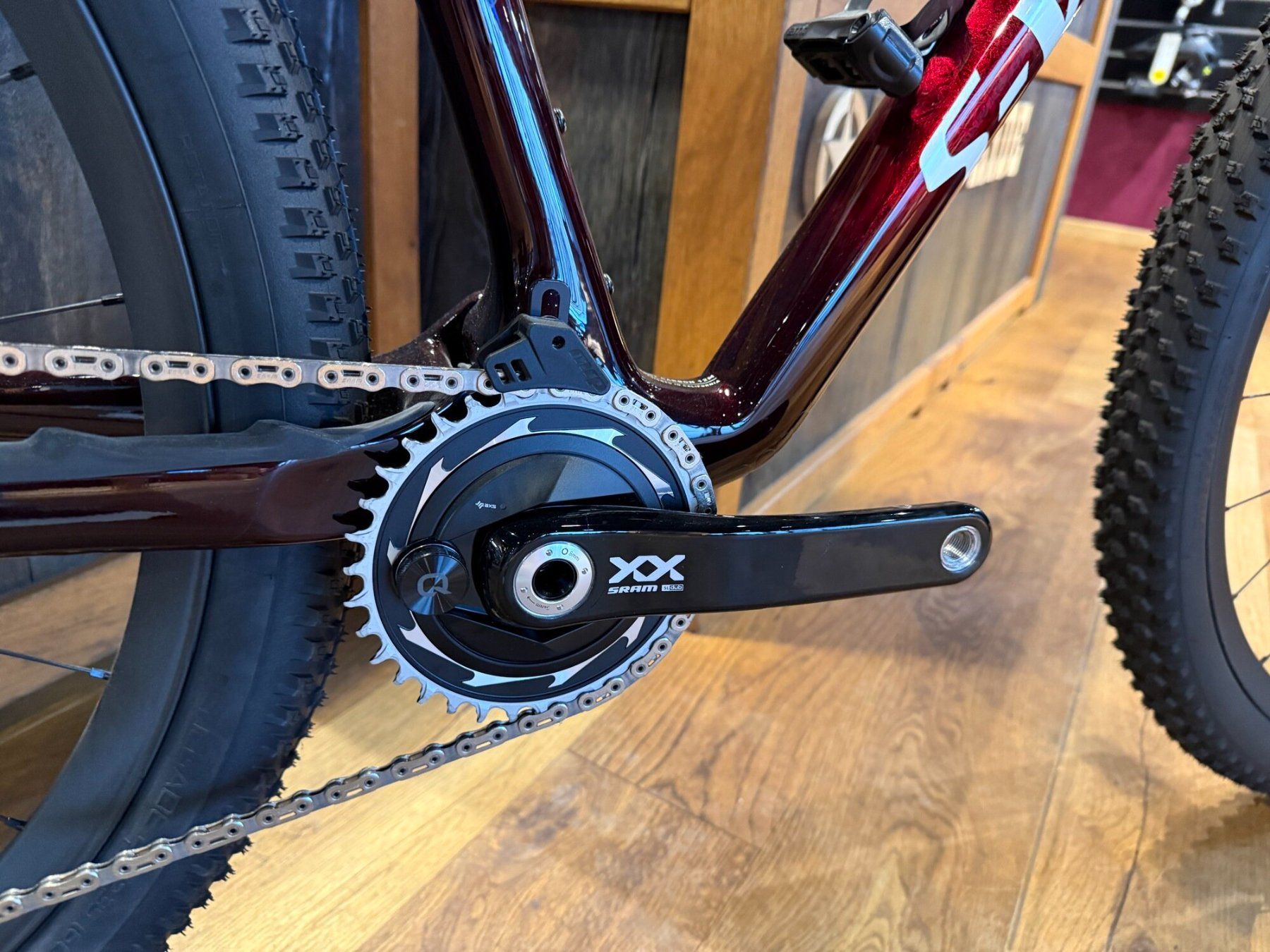 Epic Vélos: Epic World Cup S-Works M – Neuf avec emballage d'origine à Zug par welcomecycles 2