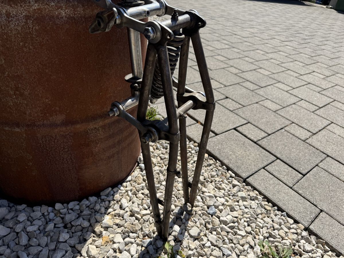 Tutti i ricambio per moto: Brampton Gabel, Trapezvordergabel aus den zwanziger Jahren – Usato da Aathal-Seegräben venduto da Romeo8607