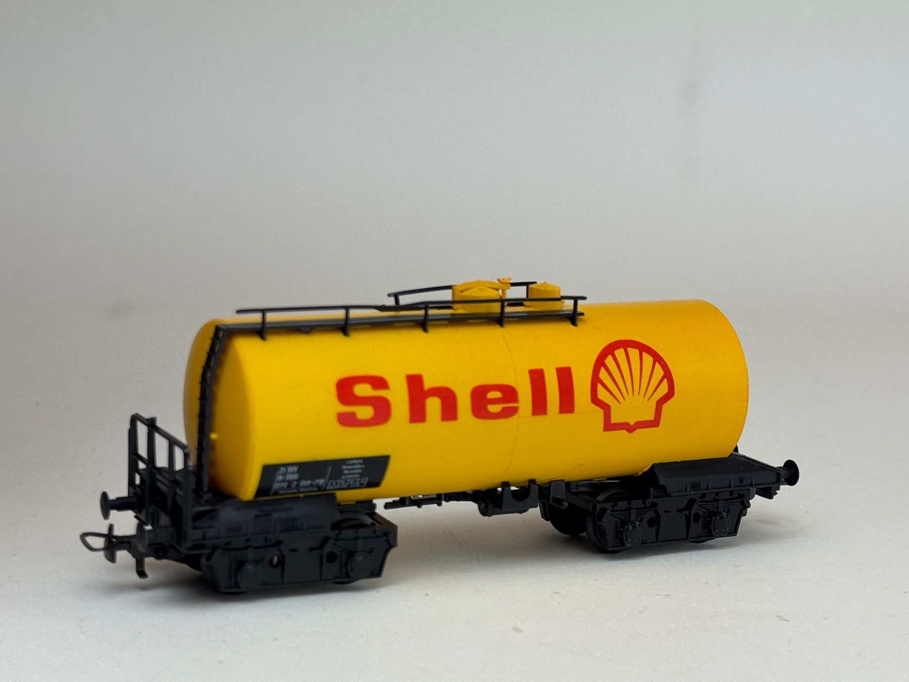 Roco Trains électriques: HR- Kleinbahn Tankwagon Shell – D'occasion à Elm par Wikmtz