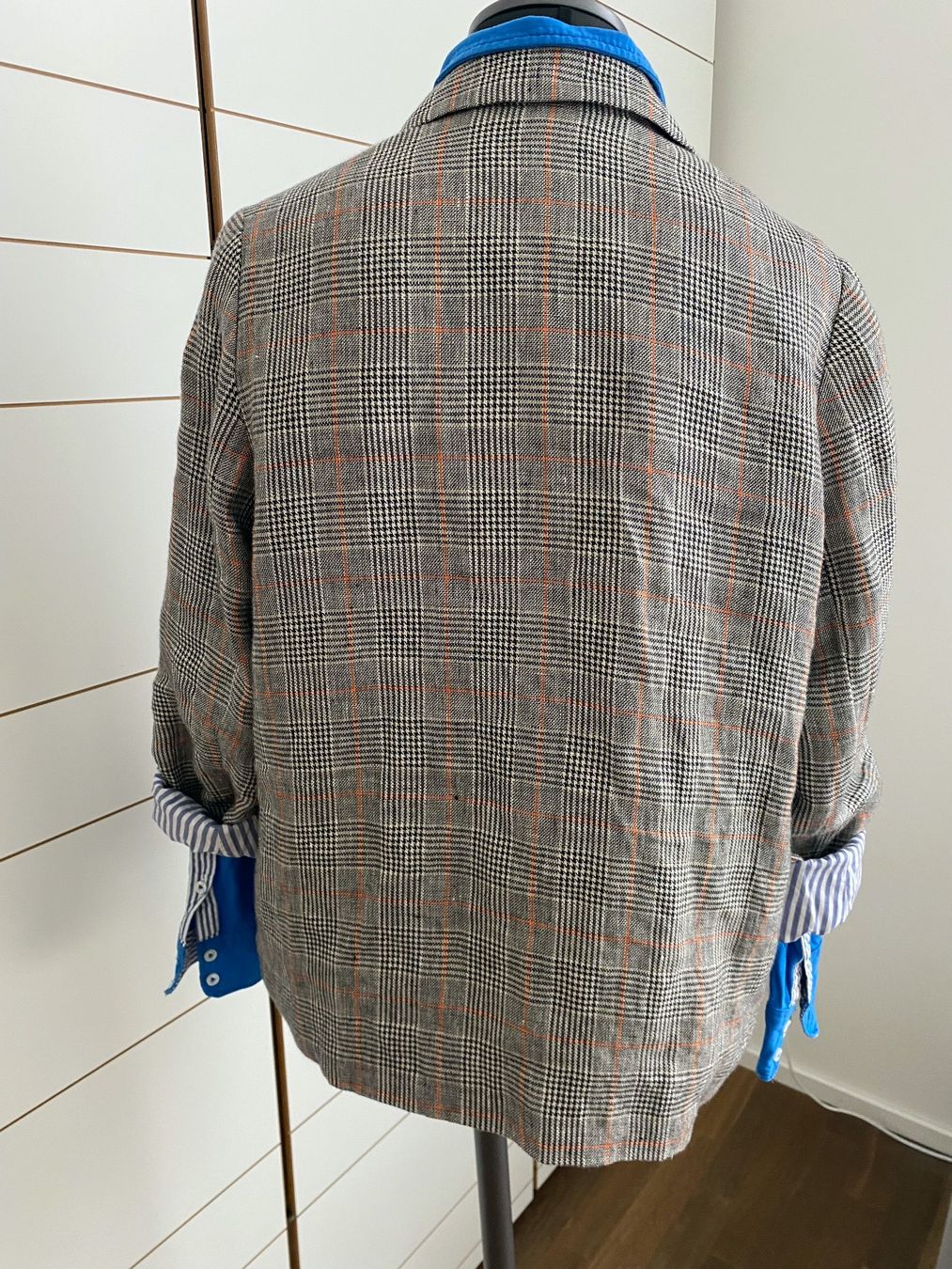 Bogner Giacche: designer set: blazer leinen poloshirt + bogner papiertasche – Usato da Mels venduto da Adnoh 2