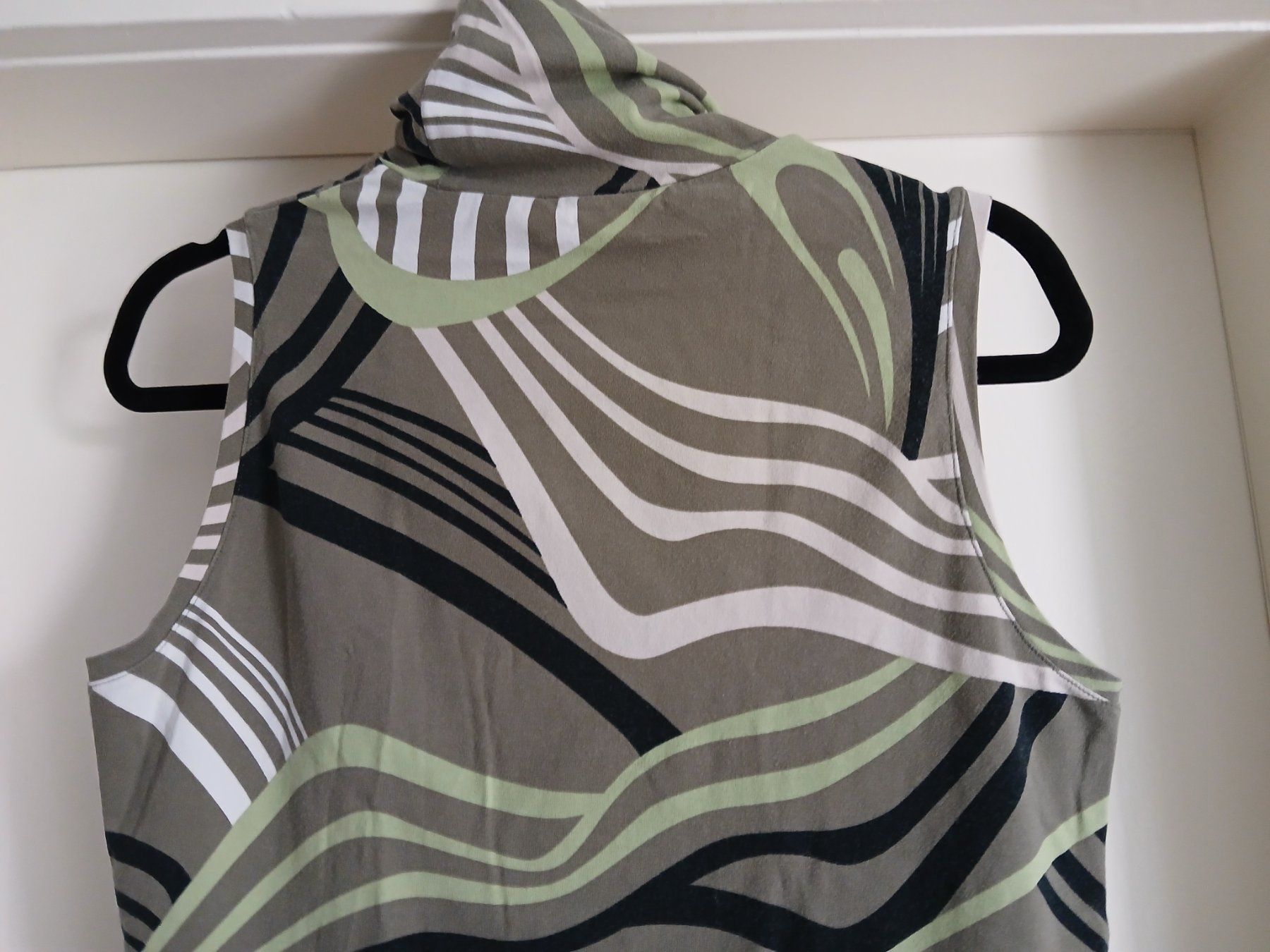 Esprit Tops: Shirt Rollkragen Esprit L bis XL – D'occasion à Zürich par ast_8nph 2