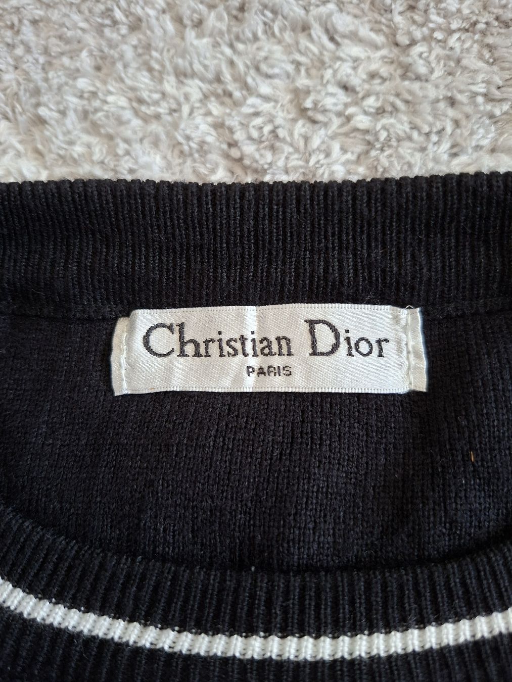 Dior Maglioni & Felpe: Pull Christian Dior noir avec étoile et logo  – Usato da Renens VD venduto da ser_j2fn 4