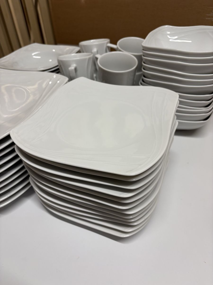 Migros Set di piatti: Cucina & Tavola Vanity – Usato da Gümligen venduto da Chants7 3