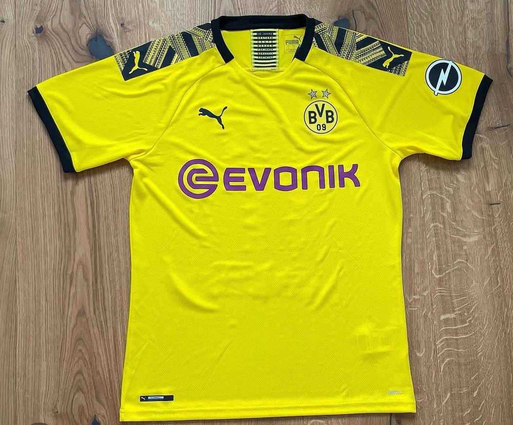 Puma Leibchen & Hosen: BVB Dortmund Authentic Trikot #17 Haaland – Neu und originalverpackt aus Beckenried von ristovandyk 1