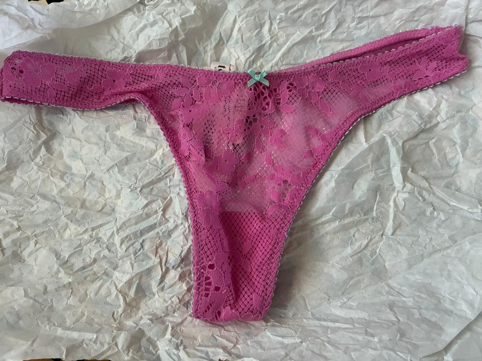 Victoria's Secret Altra biancheria intima: Victoria's Secret Thong taille M – Nuovo e nell'imballaggio originale da Cortaillod venduto da ben_y6zr