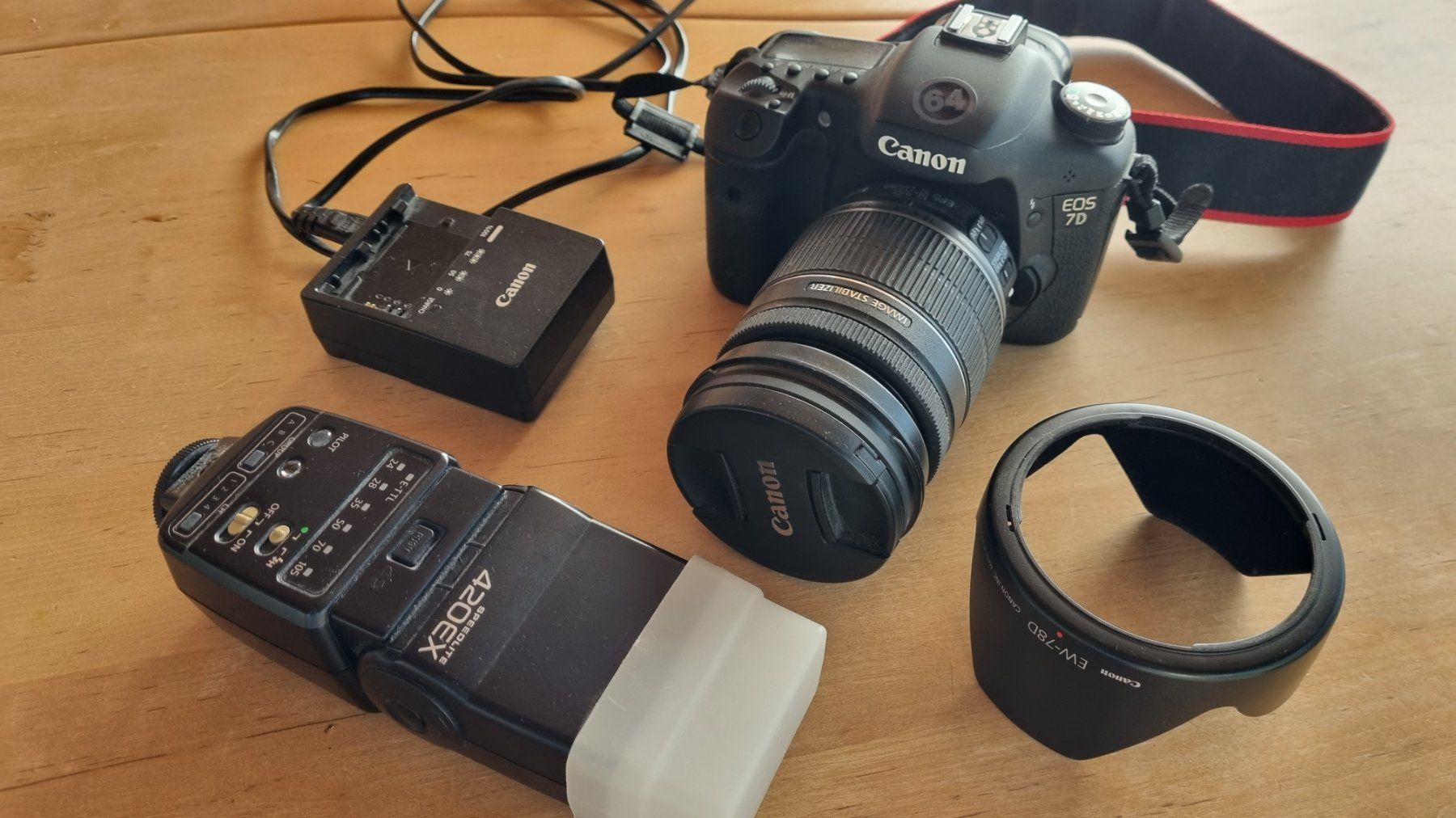 Canon Appareil photo: Fotokamera Canon EOS 7D – D'occasion à St. Gallen par Brotherpfaff 2