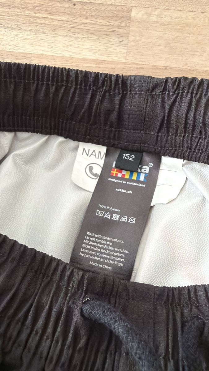 Rukka Pantaloni: Ruka Regenhose Grösse 152 – Usato da Mollis venduto da kerns83