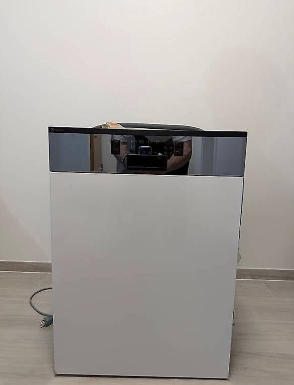 Lavastoviglie: Lave-vaisselle Electrolux – Usato da Renens VD venduto da nem_s6rj