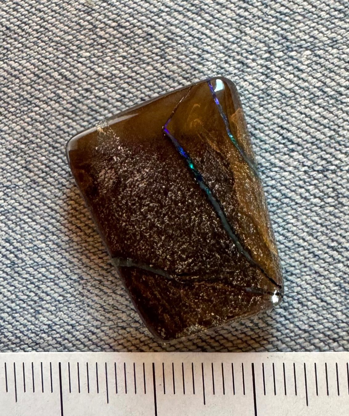 Fossilien: Opal 24ct  Australien winzige linien Opal mit Farben – Neu und originalverpackt aus Leuggern von gemshow 4