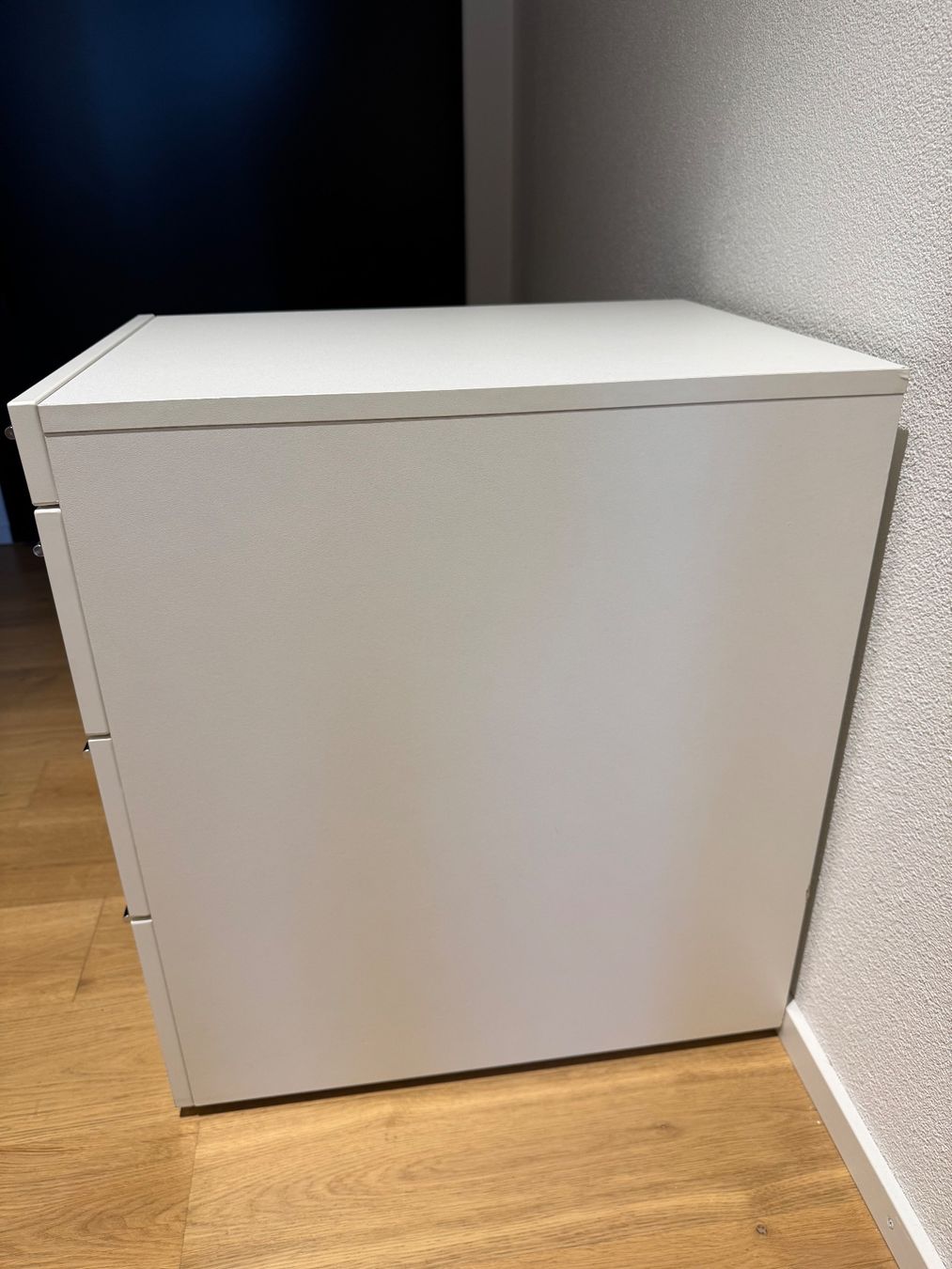 Banconi: Reinhard Rollcontainer weiss – Usato da Zürich venduto da sel_w5sd 2