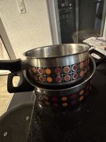 Set di due pentole in acciaio inox design vintage