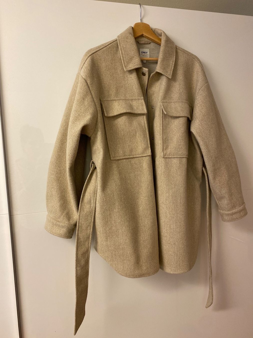 Only Giacche: Damen Jacke, beige/ braun Gr.L – Usato da Nottwil venduto da TOP_Saler 1