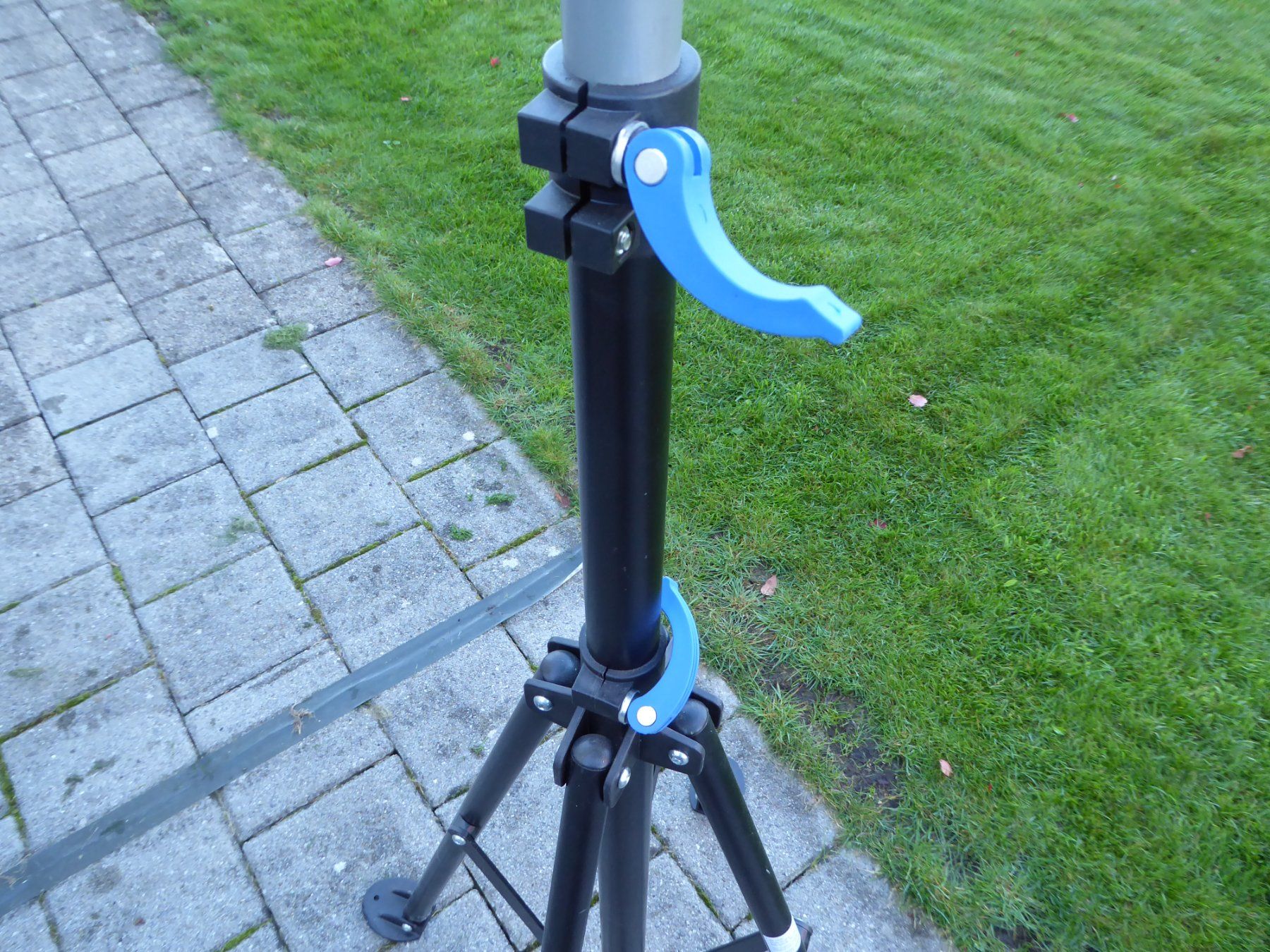 Cavalletti per biciclette: Fahrrad-Montageständer – Usato da Entlebuch venduto da roma6370 2