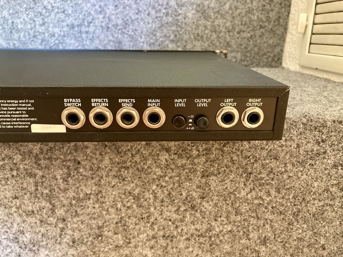 Strumenti musicali: Lexicon PCM 60 Reverb Hall – Usato da Glattfelden venduto da Pedals 6