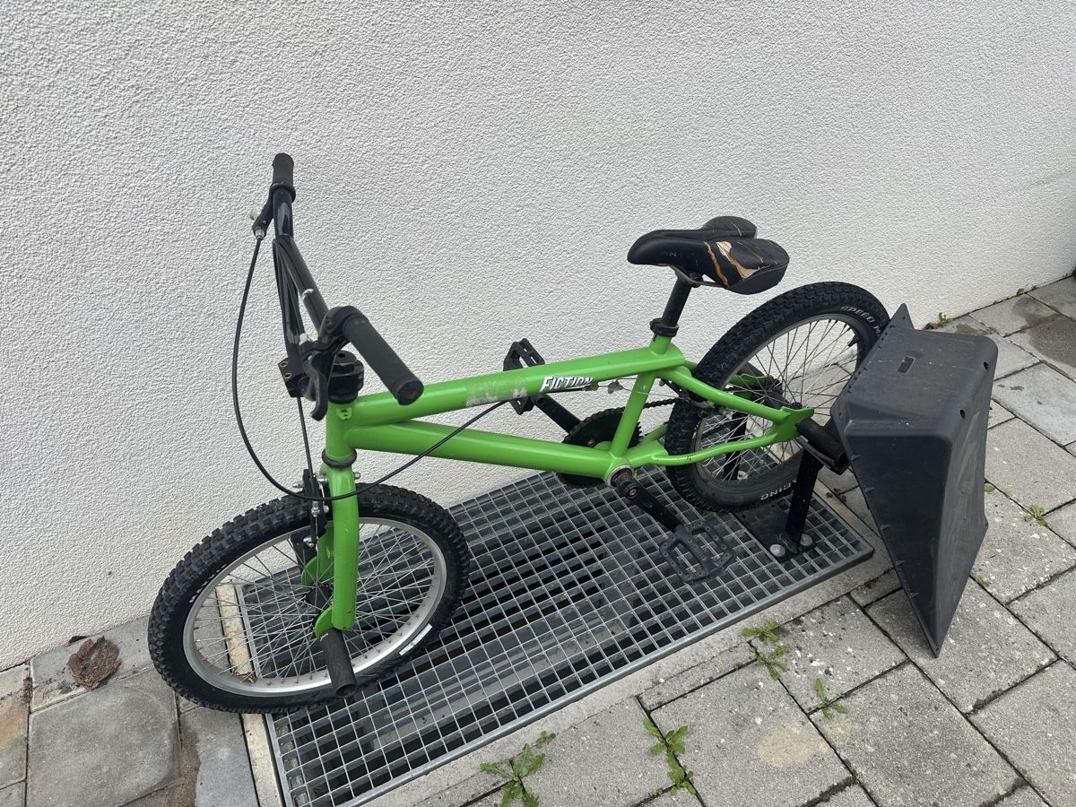 Biciclette: Bmx mit rampe – Usato da Büren an der Aare venduto da dey_n78y