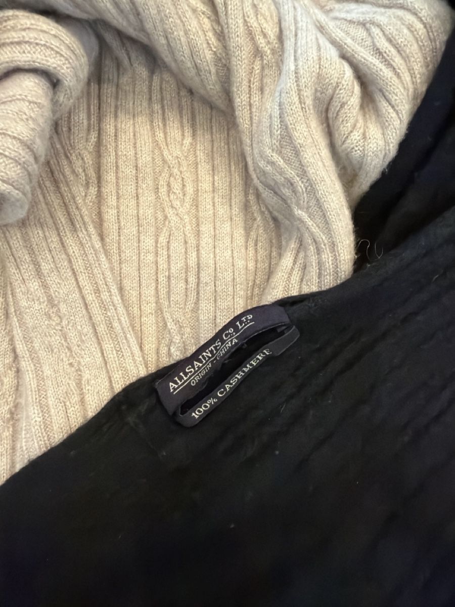 Foulard & Sciarpe: All Saints 100% cashmere scarfs – Usato da Cologny venduto da pichi26 3