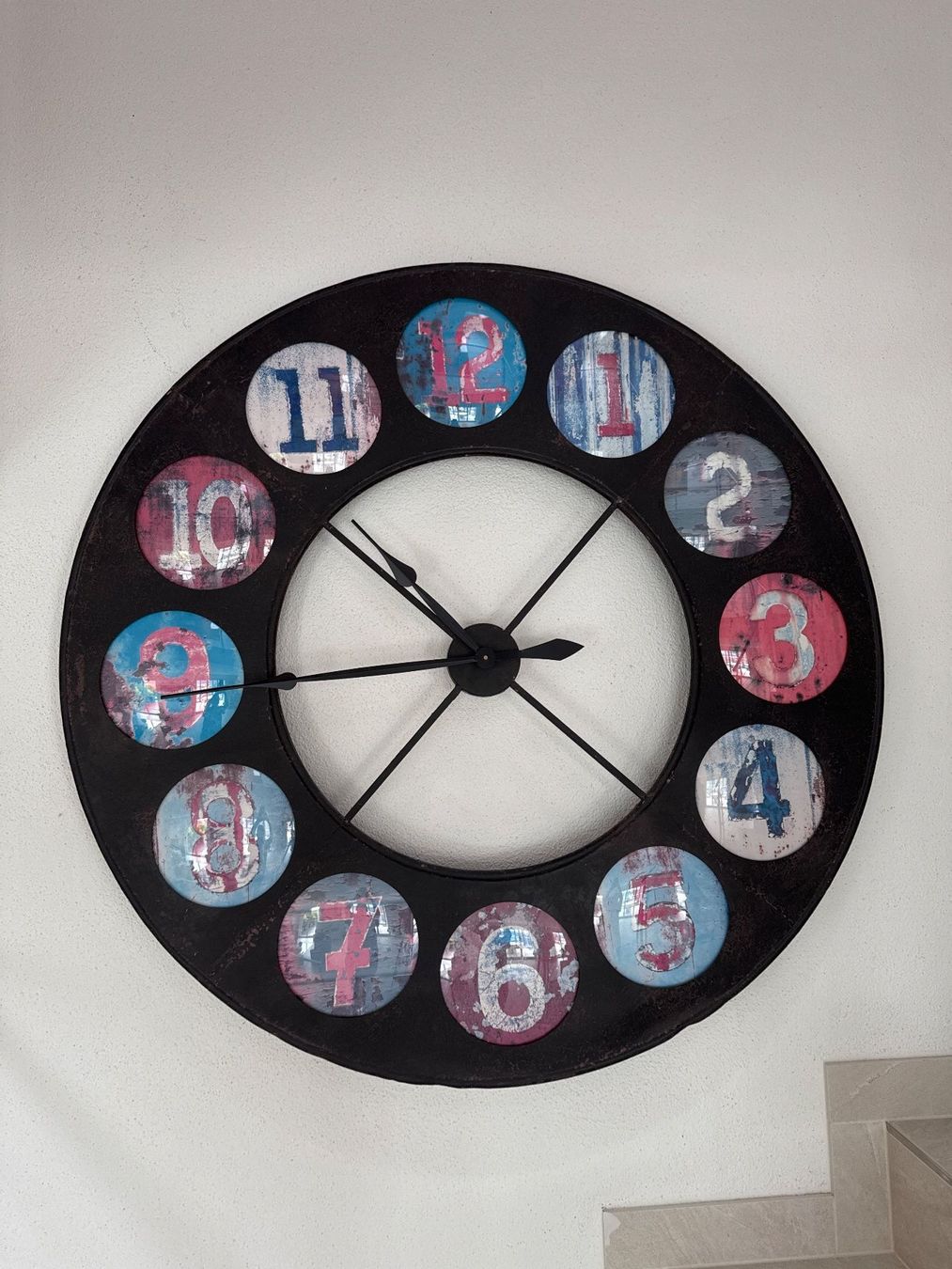 Tutte le decorazioni: Wunderschöne Wanduhr Shabby Chic Look 120cm – Usato da Ennetbaden venduto da phi_h8kp