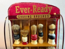 Vintage Ever-Ready Display mit Rasierpinseln 
