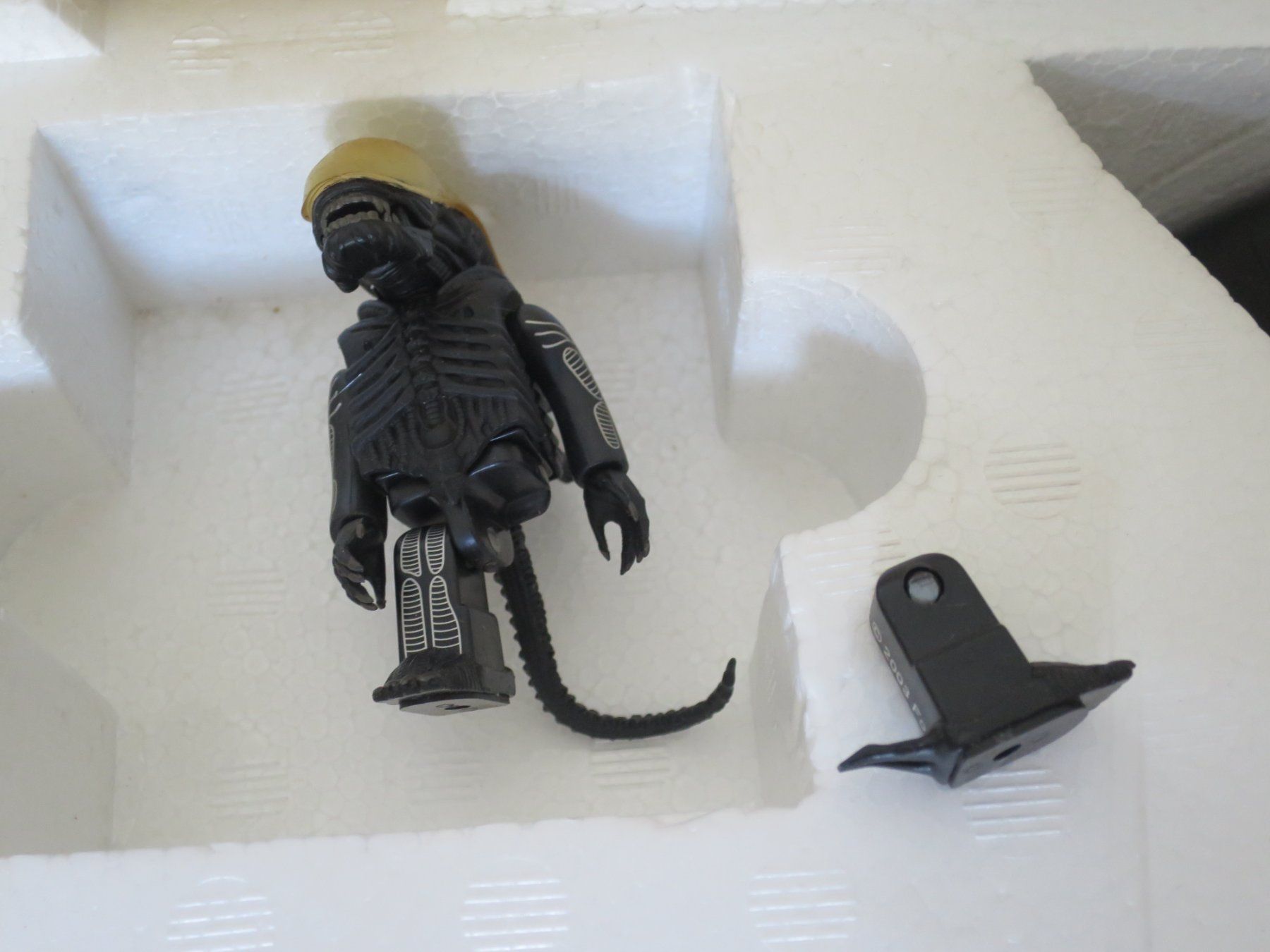 Figuren: ALIEN Quadrilogy 25th Anniversary Alien Head FXBA-25231 – Gebraucht aus Zürich von  5
