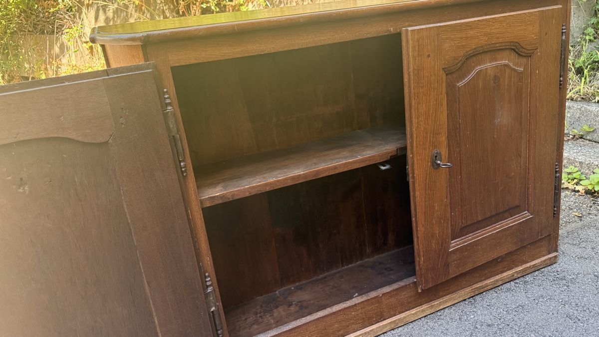 Cassettiere: Vintage Sideboard Holz massiv mit Schlüssel  – Usato da Magden venduto da Titeufmaldrei 1