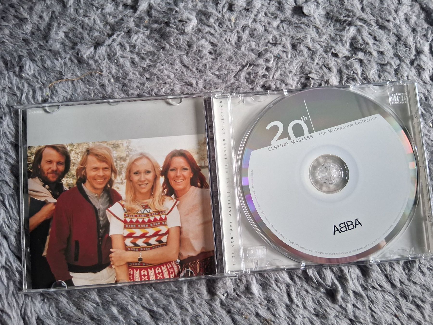 CDs: ABBA   THE BEST OF     CD – Gebraucht aus Wetzikon ZH von Ramones01 2