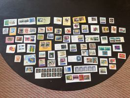 Neuere und ältere CH-Briefmarken zum ablösen 