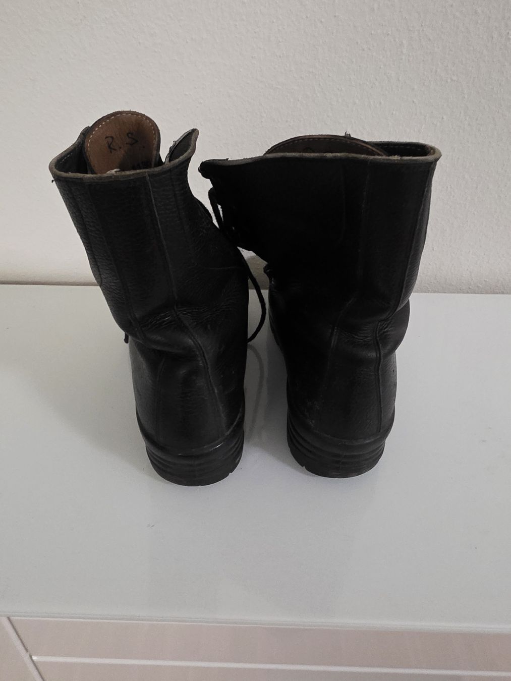 Scarpe da uomo: Schweizer Armeestiefel 90, Grösse 45 – Usato da Zuchwil venduto da stef.g 2