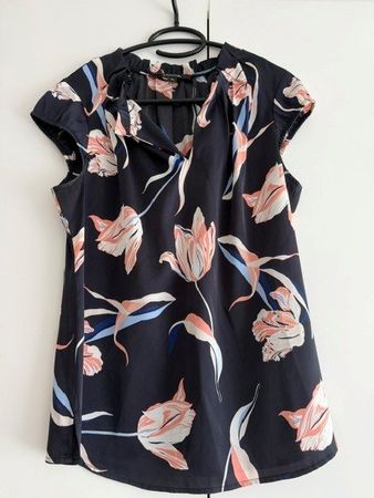 Bluse Comma, Grösse 36, Blumenprint, Dunkelblau