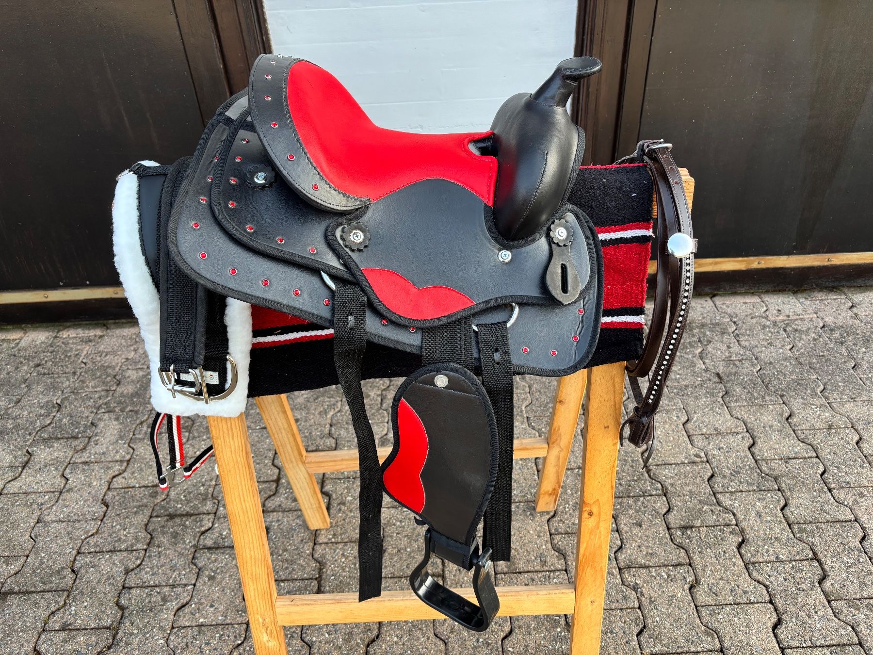 Selle & Accessori: schönes Ponywesternsätteli – Usato da Feldbach venduto da Fea1 3