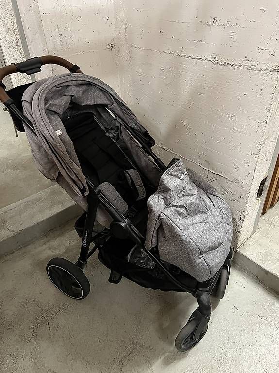 Carrozzine: Kinderwagen Kinderkraft – Usato da Zürich venduto da adr_frw2 1
