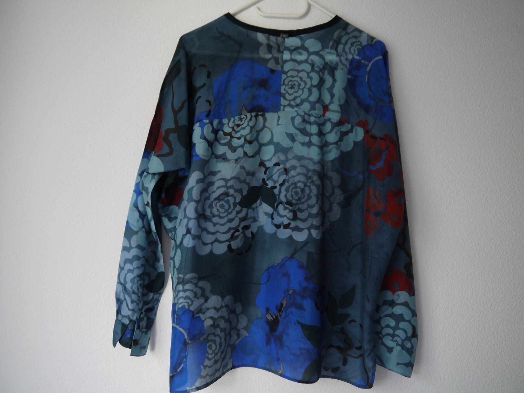 High Camicette: HIGH use Bluse aus Seide – Usato da Hagendorn venduto da Blaf 5