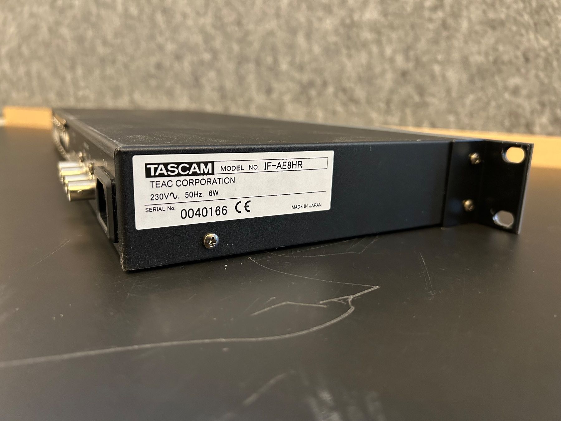 Equipement studio: Tascam IF-AE8HR Digital Audio Interface Unit / Formatwandler – D'occasion à Zürich par LuZ_8005 2
