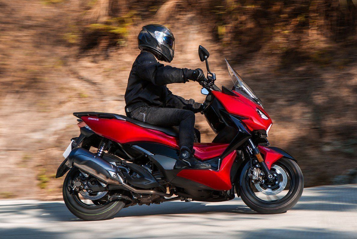 Zontes Strada: Roller Zontes 310 M – Nuovo (secondo la descrizione) da Seewen SO venduto da Swiss-moto-bike 1