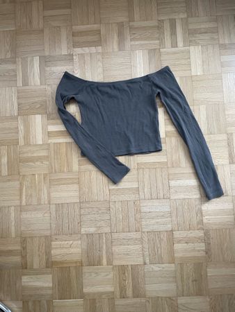 Pull&Bear Langarmshirt schulterfrei grau Grösse M