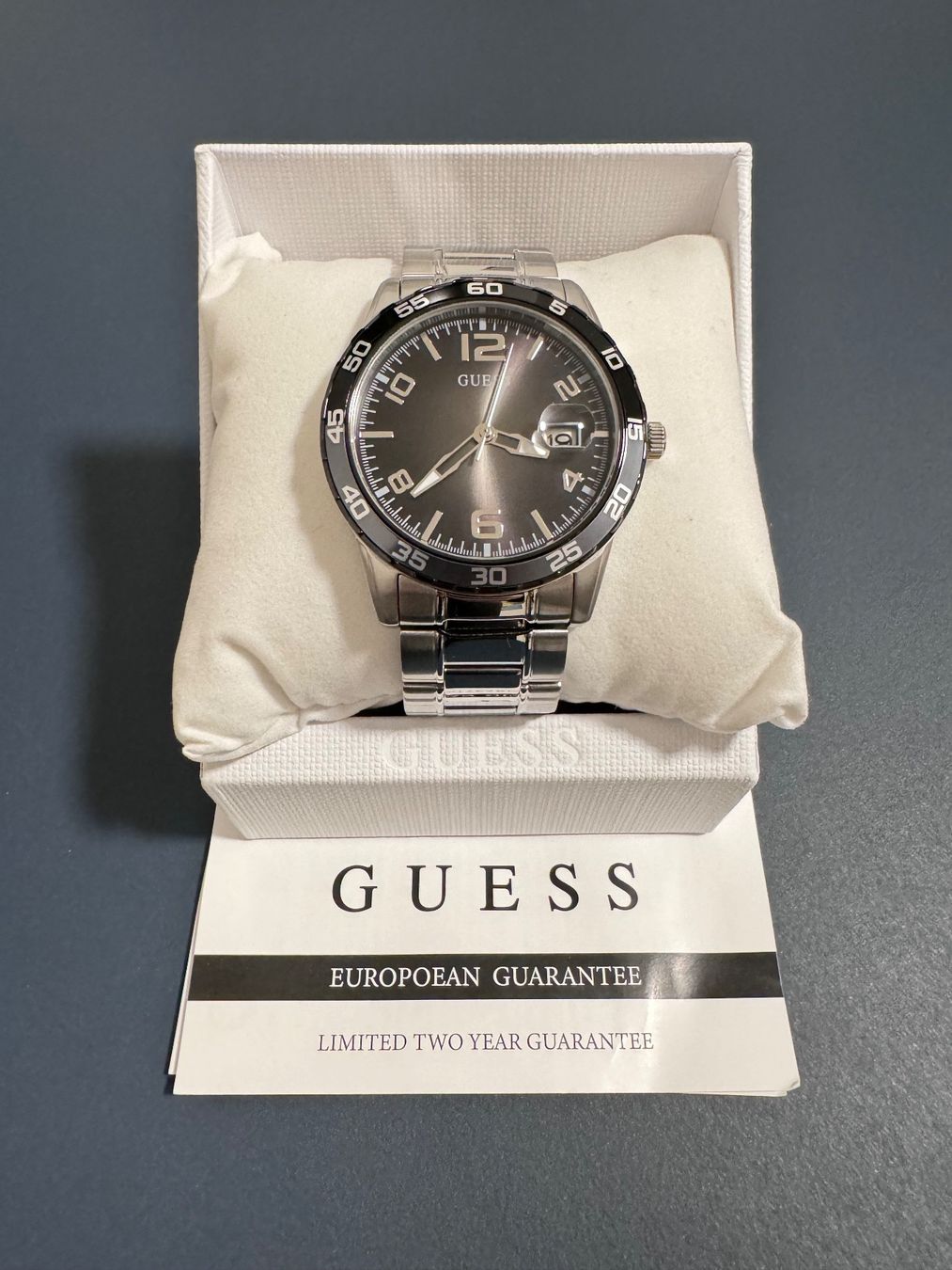 Guess Orologi: Neue Uhr von Guess – Nuovo e nell'imballaggio originale da Spiegel b. Bern venduto da Desisk44