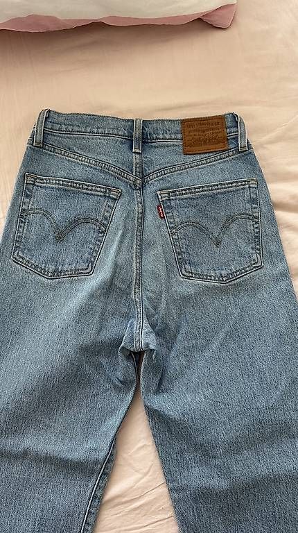 Jeans: Levis Jeans – Usato da Basel venduto da jane_2h95 1