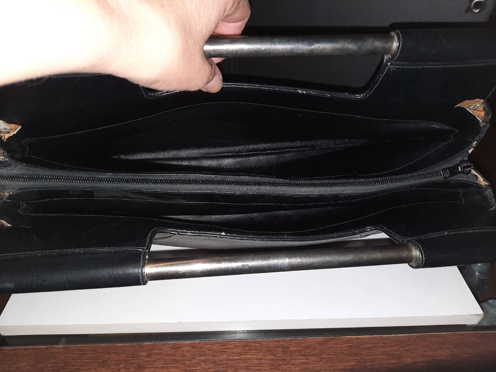 Borse da donna: grande borsa vintage a mano – Usato da Biasca venduto da Old_6blh 6