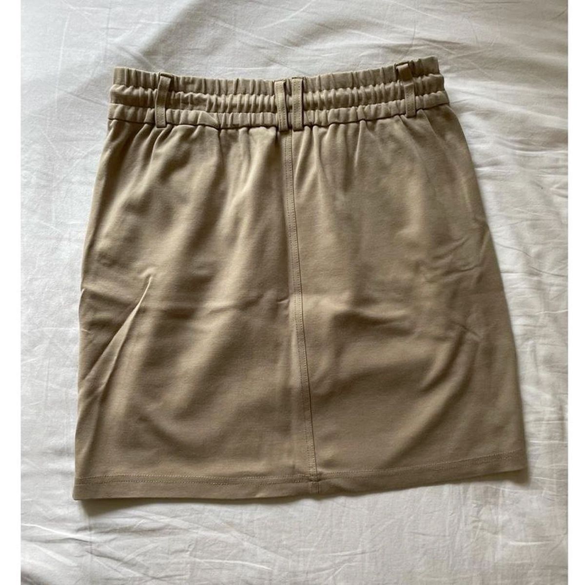 Only Gonne: Jupe beige – Usato da Concise venduto da Lae99 1