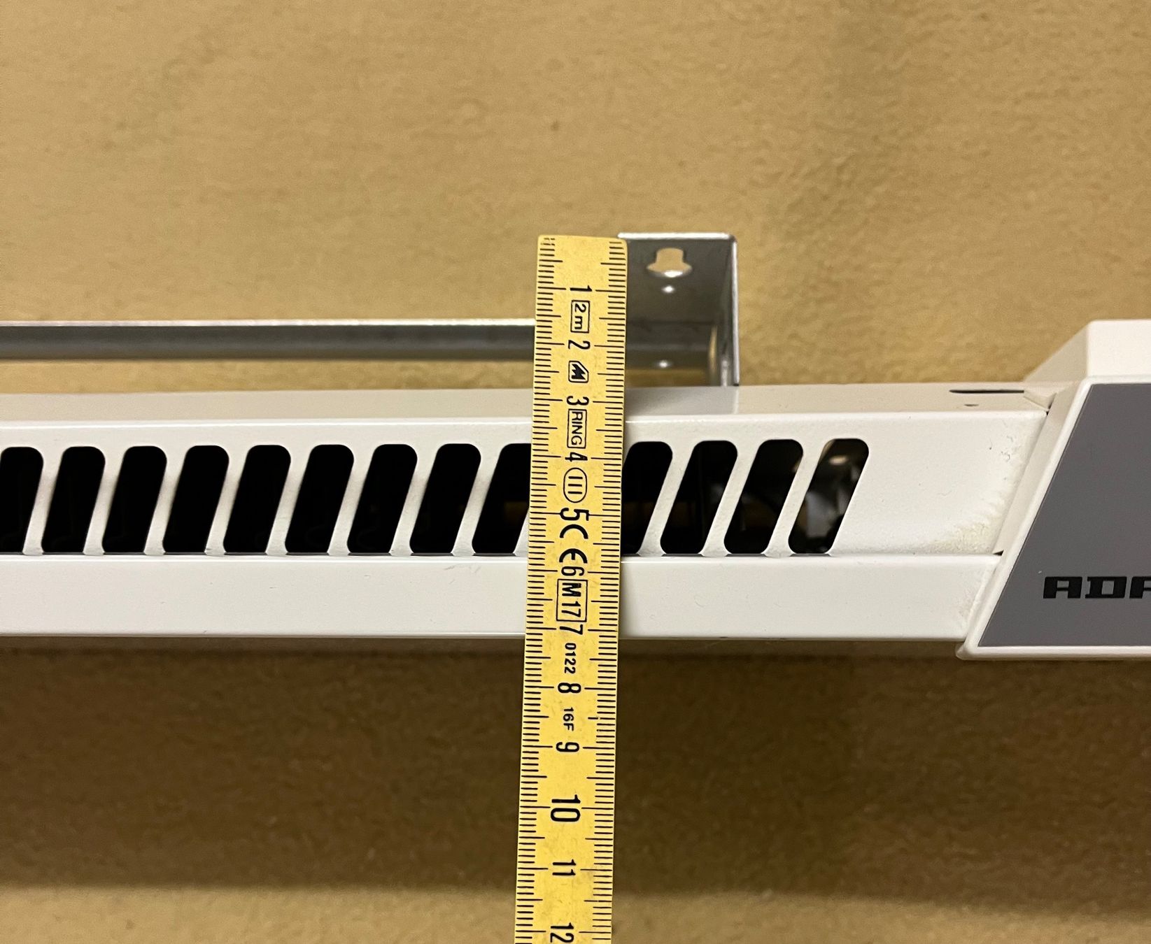 Radiateurs: Elektro Flachheizkörper – D'occasion à Wettingen par Husi11 7