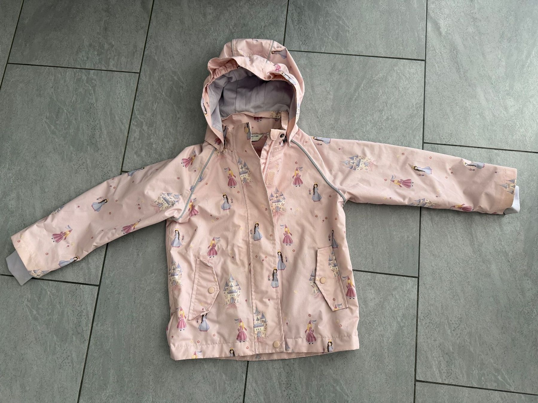 Tchibo Giacche & Cappotti: Regenjacke - 110/116 - Tchibo – Usato da Bülach venduto da Loredana13