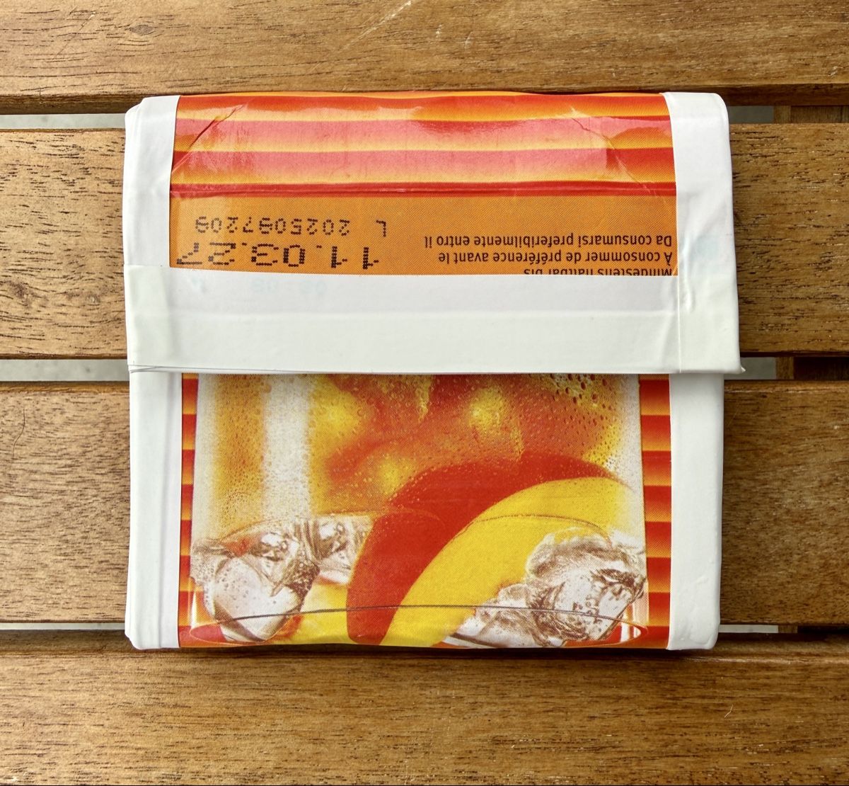 Brieftaschen: Portemonnaie Tetrapack – Neu und originalverpackt aus Thalwil von val_bm5t
