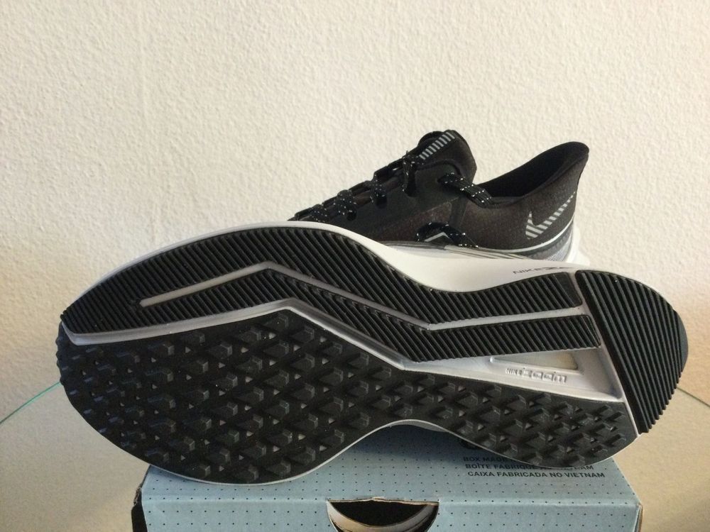 Nike Scarpe da donna: Nike Zoom Winflo Gr 36 fabrikneu – Nuovo e nell'imballaggio originale da Zürich venduto da Herbion1 4