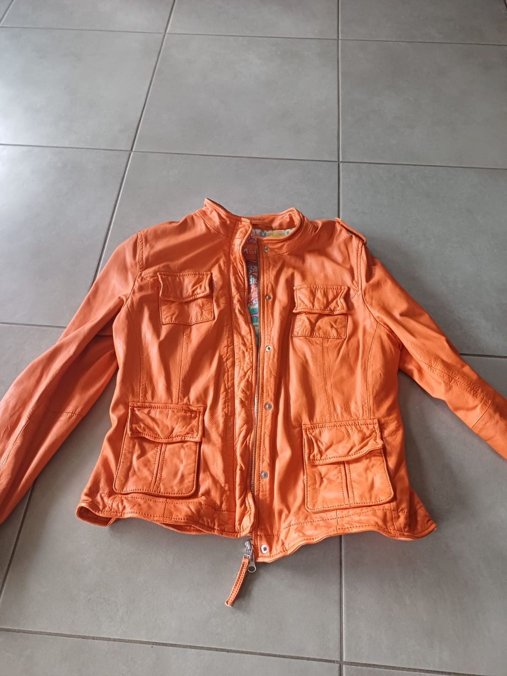 Giacche: Blouson en cuir Montes – Usato da Collonges venduto da cam_72xf
