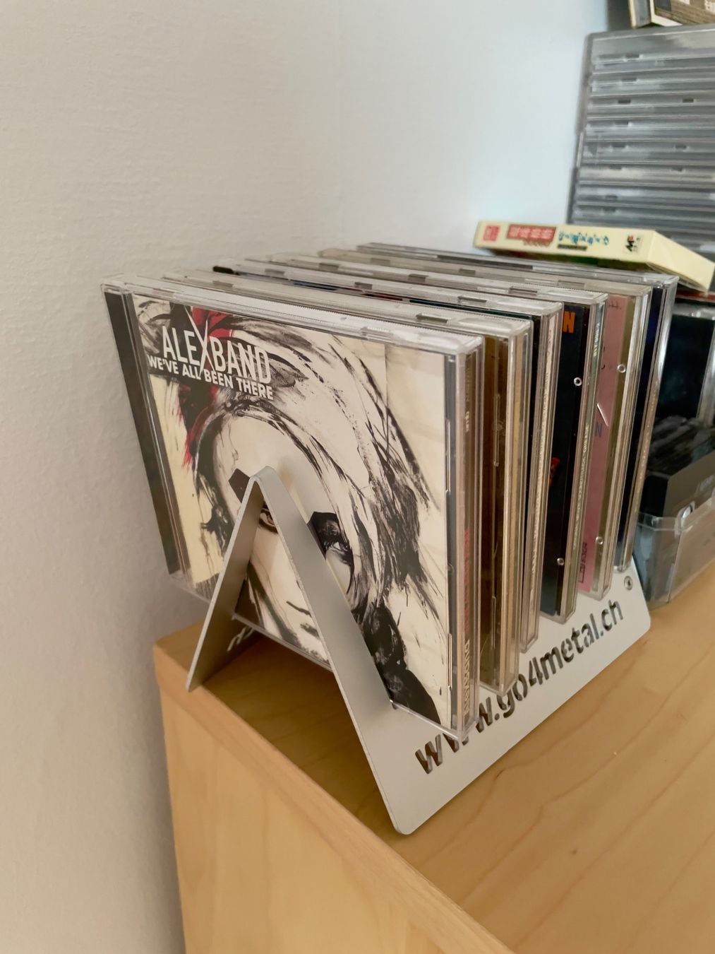 Scaffali: Cooles Metallregal für Bücher oder CDs – Usato da Winterthur venduto da ttltc