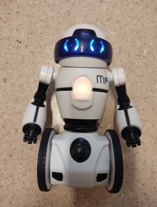 Giocattoli: WowWee MiP Roboter – Usato da Hemberg venduto da kun_5pyb 1