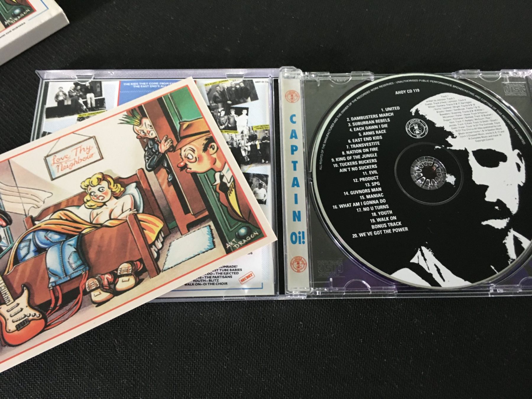 CD: Various – Carry On Oi!! -CD- – Usato da St.Gallen venduto da MedienJoe 1